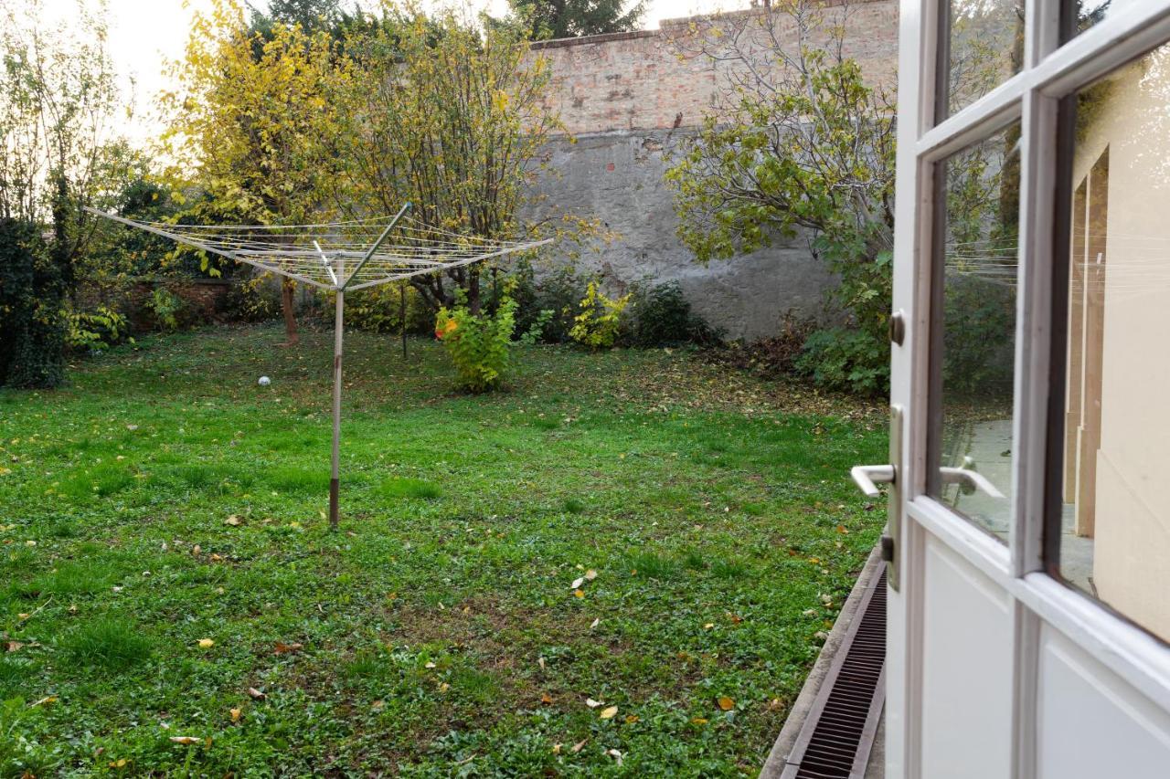 페치 A Charming Little Flat Just Above Szechenyi Square 아파트 외부 사진